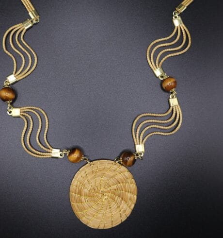 Bijou solaire et artisanal en or végétal Capim Dourado - Or Sauvage