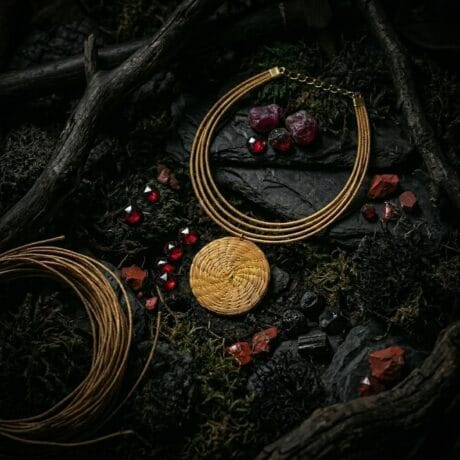 Bijou artisanal en Capim Dourado du Brésil