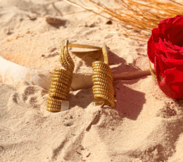 Boucles d'Oreilles "Tourbillon Solaire" – Or Végétal et Design Ajouré
