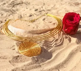 Collier "Astre Solaire" – Pendentif Spirale en Or Végétal